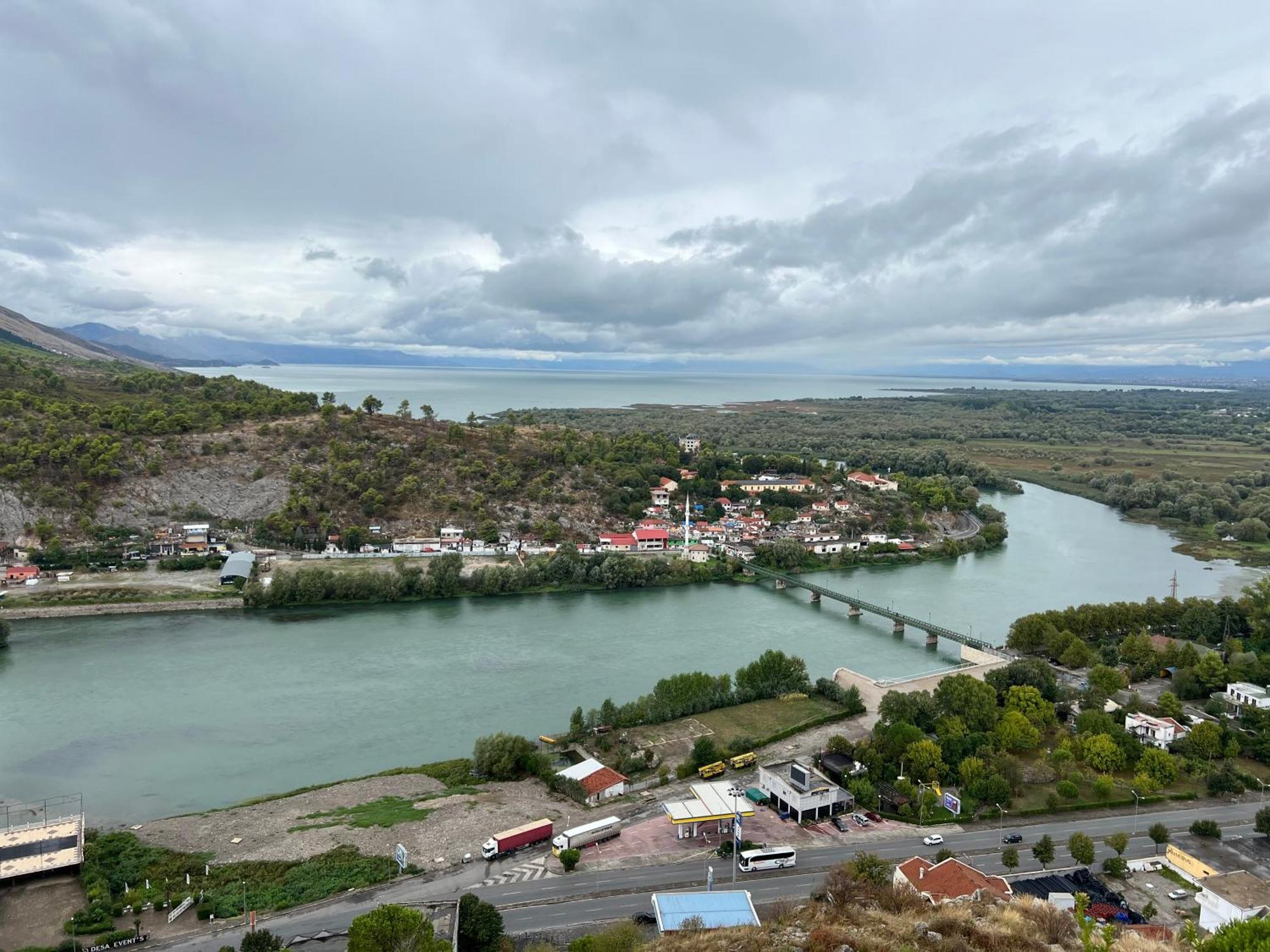 Villa Shkodra Guide *